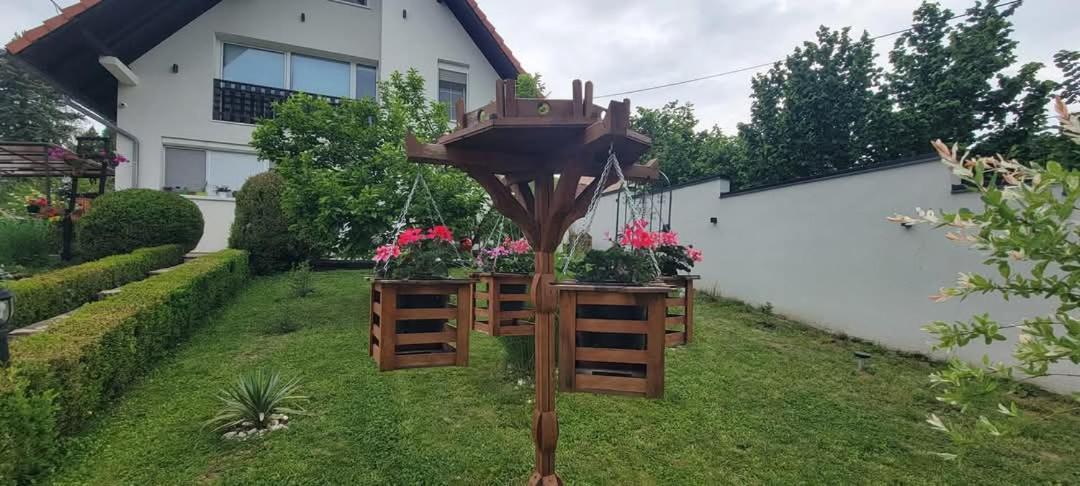 Vila Jovana Vrdnik Luaran gambar